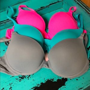 VS PINK BRAS! LIKE NEW! 36B push up